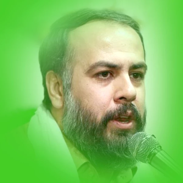 تصویر محمد کمیل - ماه را در شب هجران برسانید فقط