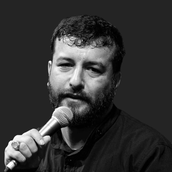 تصویر سید امیر حسینی - کربلا شلوغ حرم سریع الرضا شلوغ  همه‌ی امام‌زاده‌ها شلوغ، اما
