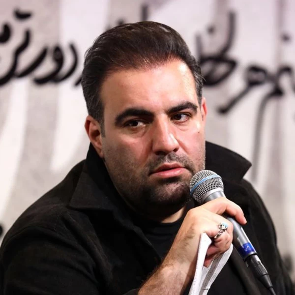 تصویر امیر کرمانشاهی - دستم دخیلِ چادر نمازه
