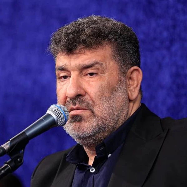تصویر حاج سعید حدادیان - پدر از دیدگانش خون روان بود