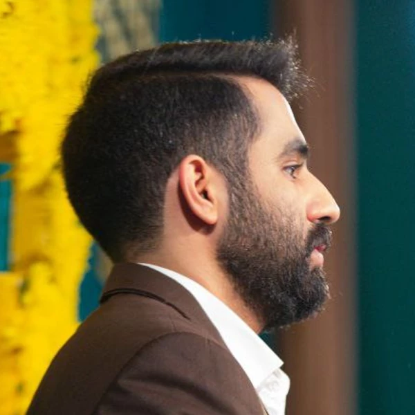 تصویر حسین طاهری - سرباز راه عاشورا آماده واسه پیکار
