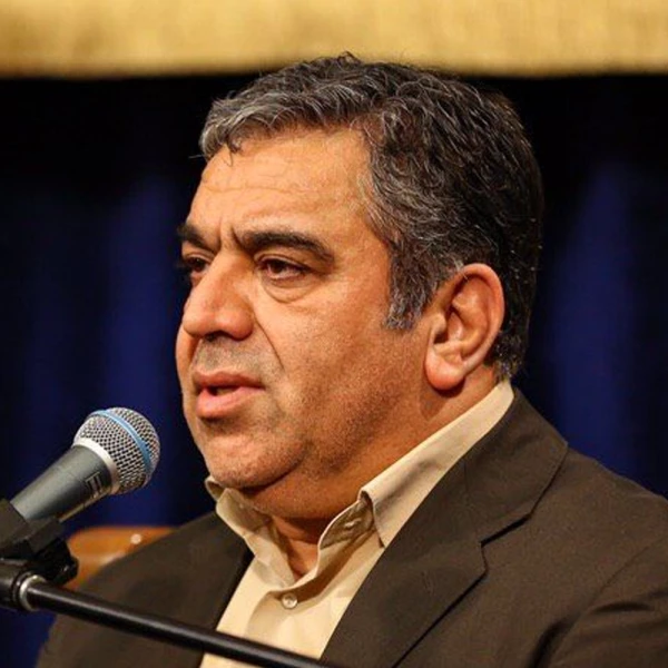 تصویر حاج حسن خلج - نور ابدی یا ازلی می‌آید