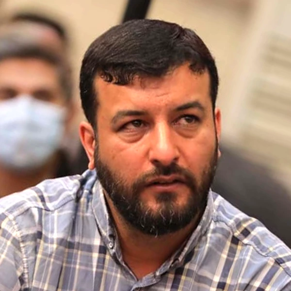 تصویر سید امیر حسینی - ها علیٌ بشرٌ کیفَ بشر