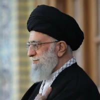 تصویر شهید امام سید علی خامنهای - اساتید فرماندهان جنگ نرمند