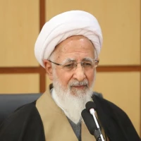 تصویر آیت الله جوادی آملی - جلسه درس اخلاق مورخه 16 آذر (شرح حکمت 123)