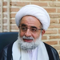 کدام یک از مراتب رزق مخصوص انسان هستند؟  و مجاری رزق الهی به سمت انسان چیست؟