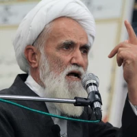 تصویر آیت الله حائری شیرازی - آداب همسرداری (جلسه اول)