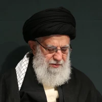 تصویر شهید امام سید علی خامنهای - خطاب به مسئولین در مورد انتخابات