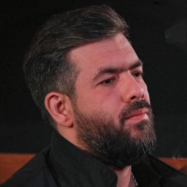 تصویر حسین ستوده - تو گرفتاری‌ها، تویی اون‌که دستمو می‌گیره