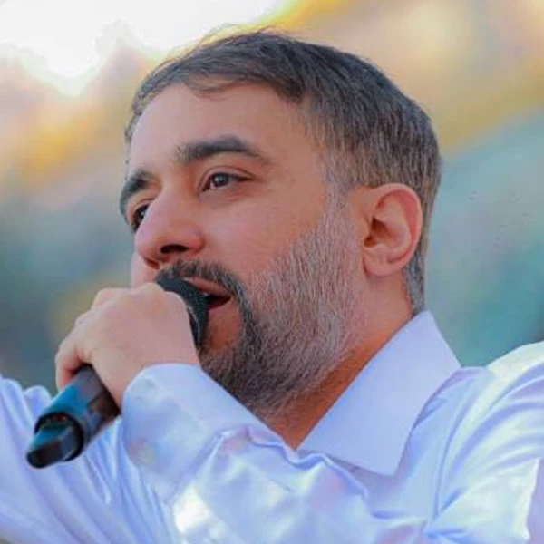 تصویر محمدحسین پویانفر - تا ابد هر چه کریم است به قربان حسن