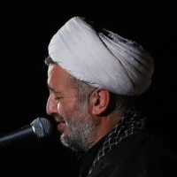 حاجیان جمعاند دورِ هم، همه