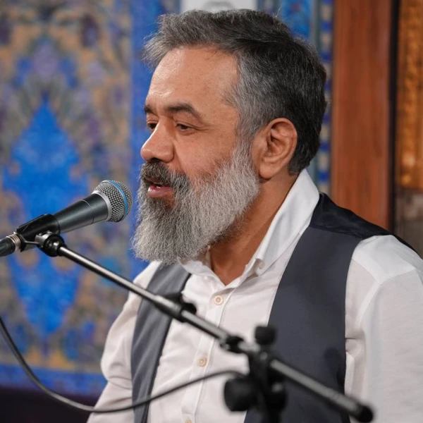 تصویر حاج محمود کریمی - ﻿پناه آورده سائل