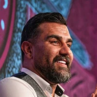 هر چی دارم از کرم شاه موسی بن جعفر