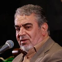 گفتند که محور وجودی زهرا
