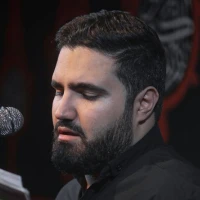 در شب ظلمت فانوس